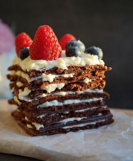 Chocolate cake with cream