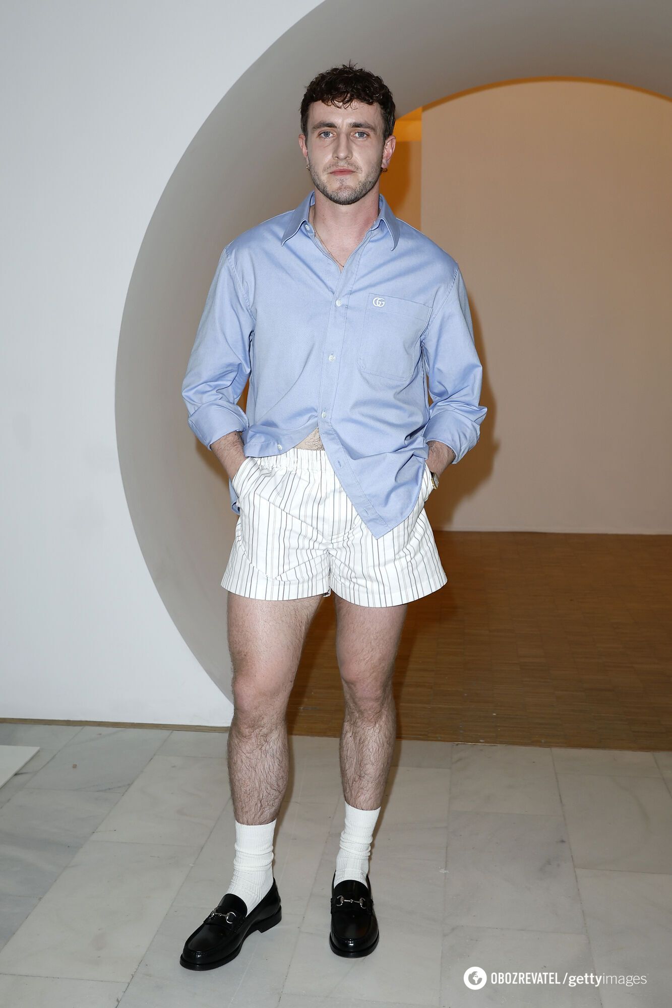 Hollywood stars have brought men's lustful shorts back into fashion and they are now everywhere: how and with what to wear them