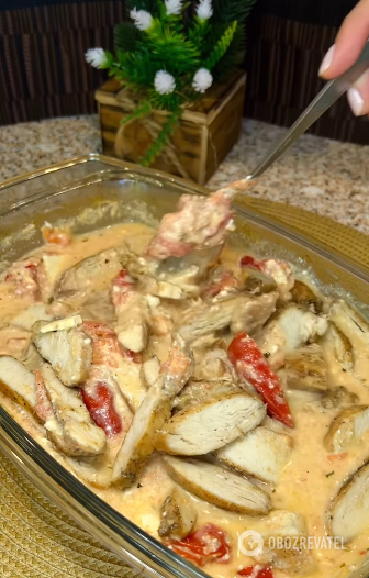 Spaghetti with feta, tomatoes and chicken: the perfect recipe for a family feast