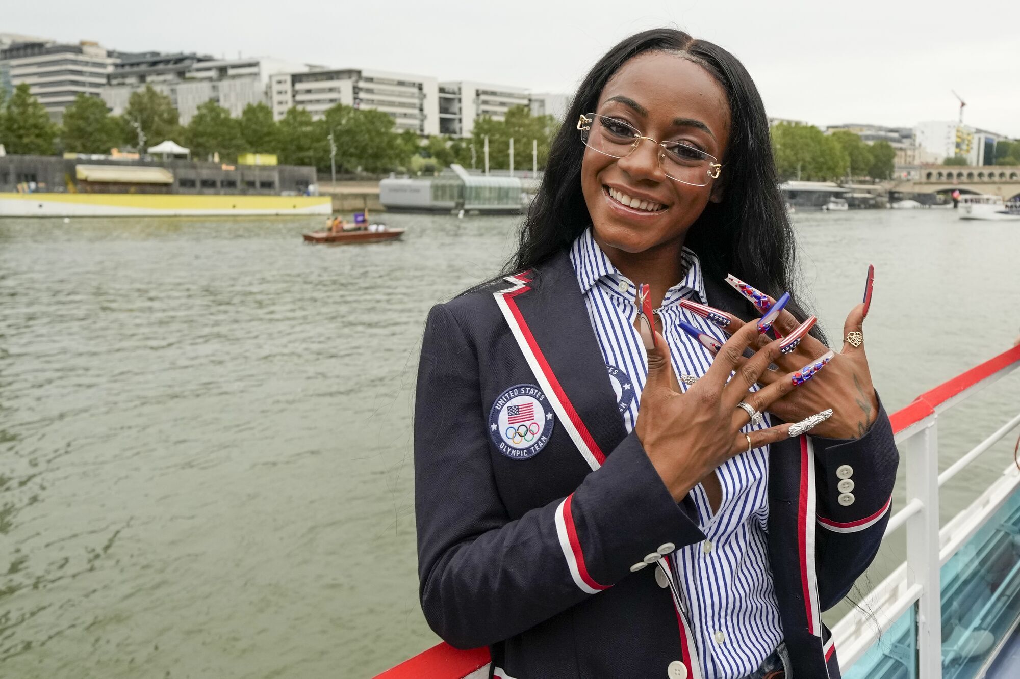 Dzianinowe kalesony, dres Dior i mały słoń: 10 najciekawszych stylizacji z Igrzysk Olimpijskich 2024 w Paryżu