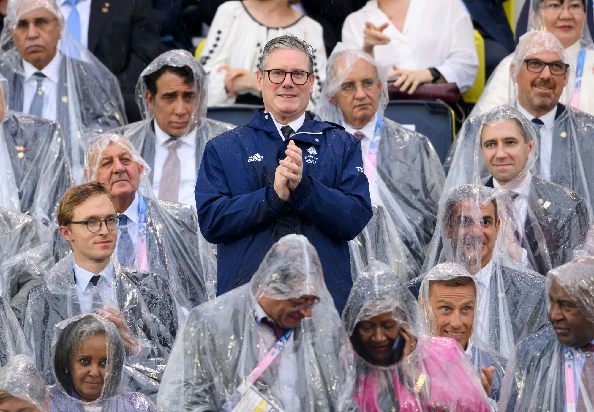 Dzianinowe kalesony, dres Dior i mały słoń: 10 najciekawszych stylizacji z Igrzysk Olimpijskich 2024 w Paryżu