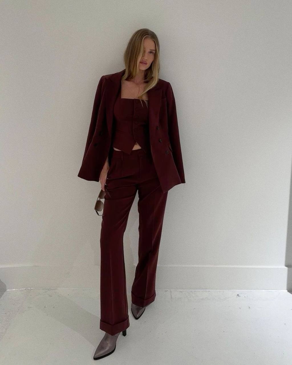 Fashion experts predicted the most trendy color of fall 2024: last year they guessed