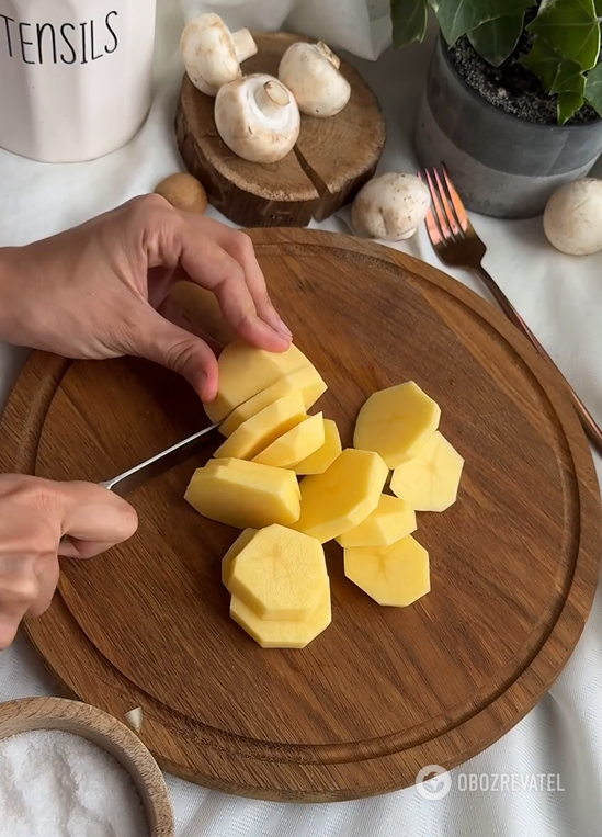 Hearty ''Royal'' potatoes in the oven: better than mashed potatoes