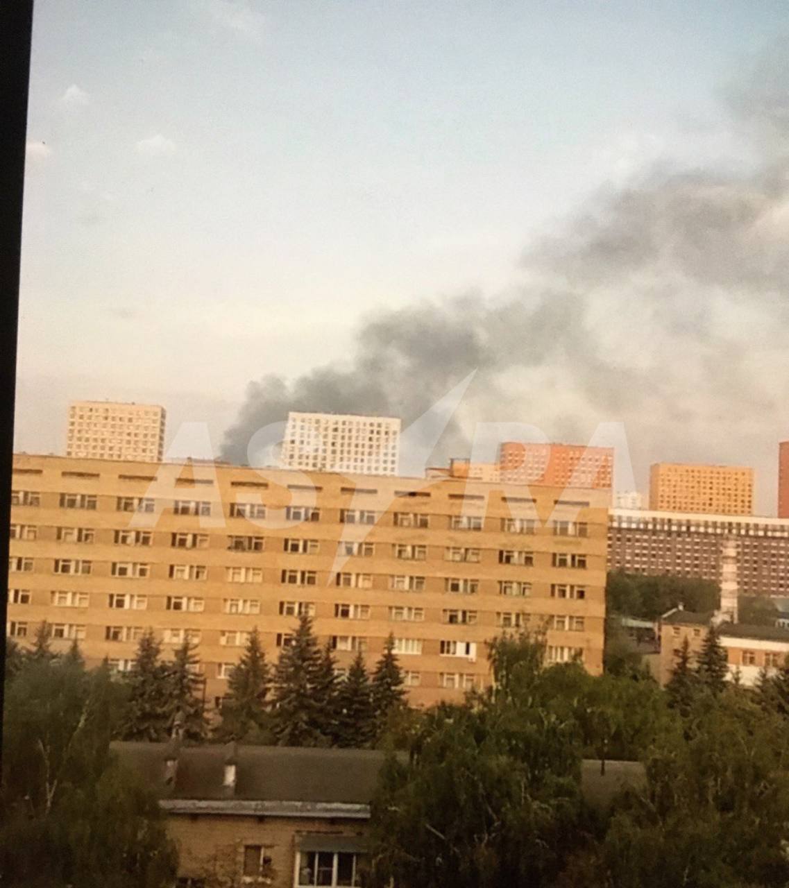 Russia complained about the attack of 158 drones on Moscow and the regions: a series of explosions were heard. Photos and video