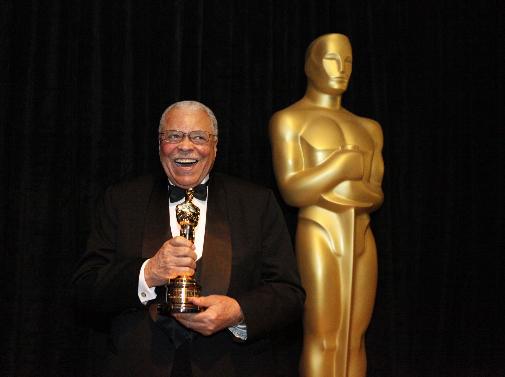 Actor James Earl Jones, who voiced Darth Vader in Star Wars, has died: what else he was remembered for. Photo.