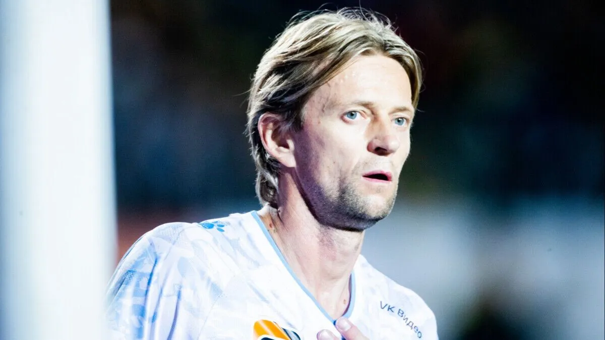 The traitor Tymoshchuk, who sued Ukraine, put on a Hero City of Leningrad shirt and played for Zenit. Photo fact