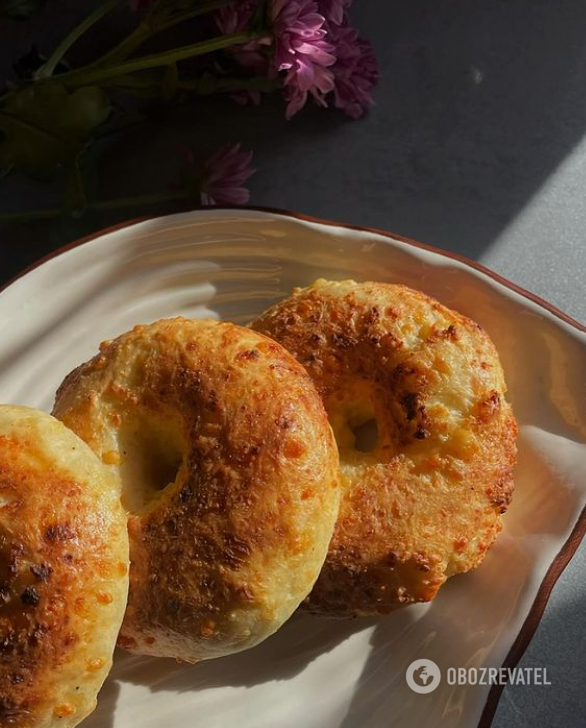 Healthy cheese donuts without oil: how to cook