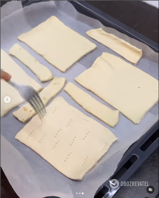 Cutting puff pastry into squares