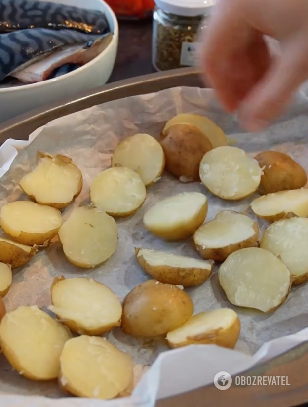 Boiled potatoes