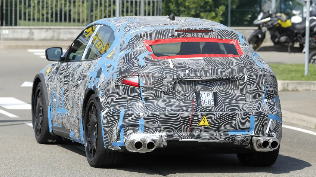 Ferrari tested its first electric car: what is known about the car