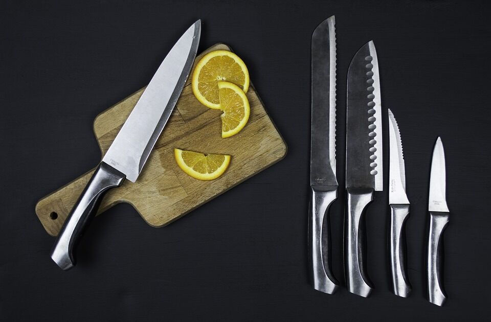 Kitchen knives