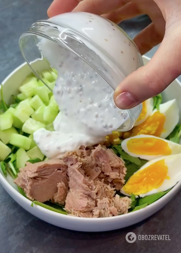 Salad preparation