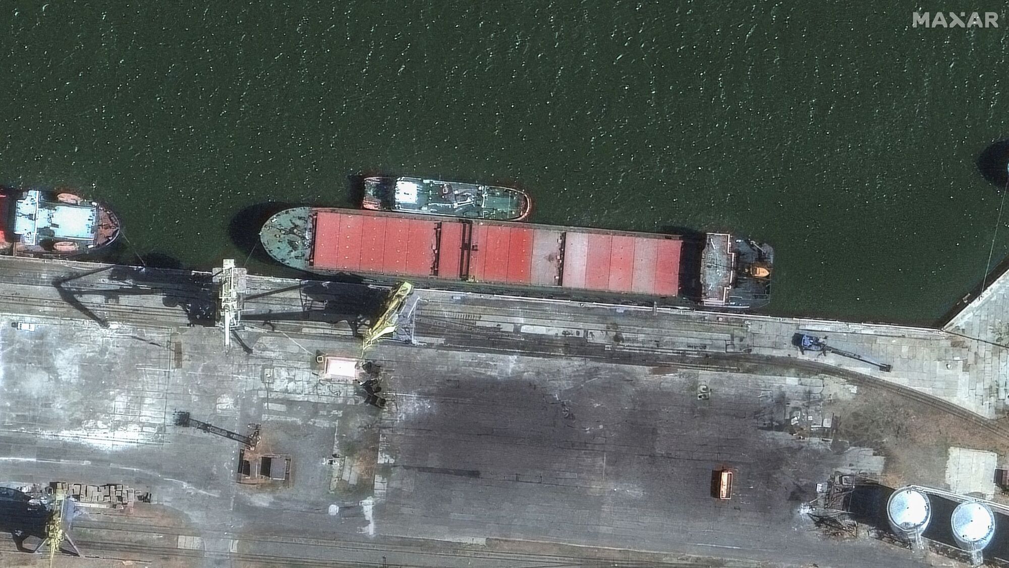 220 short-range missiles: a satellite image of a Russian ship transporting ballistic missiles from Iran. Photo