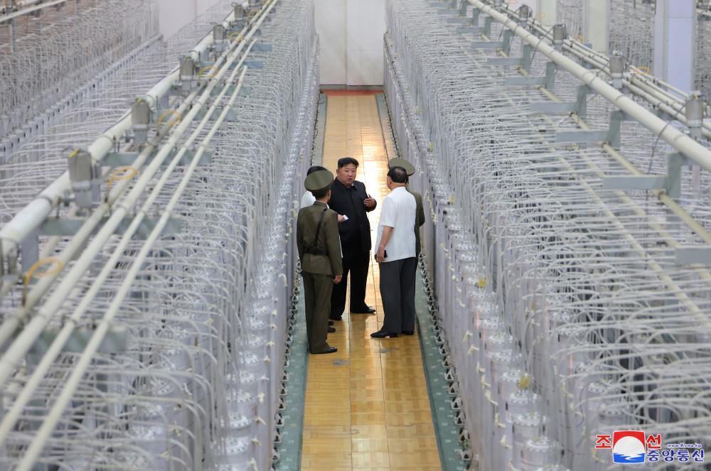 DPRK shows photos of Kim Jong Un's visit to a nuclear plant for the first time