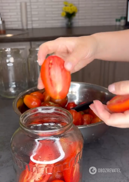 How to quickly preserve tomatoes for the winter without hassle: the simplest marinade