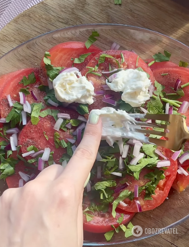 Salad preparation