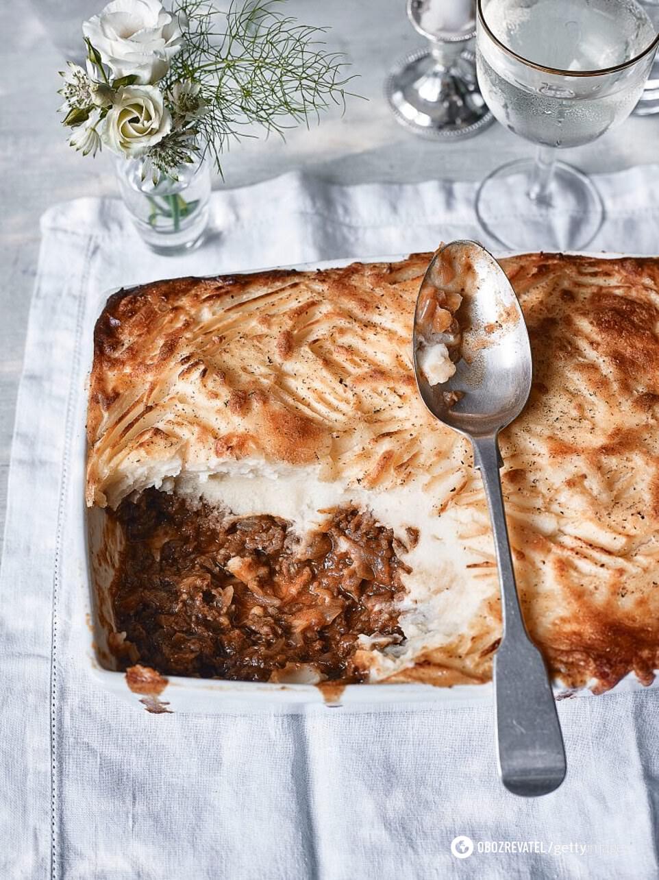 Meat and potato pie