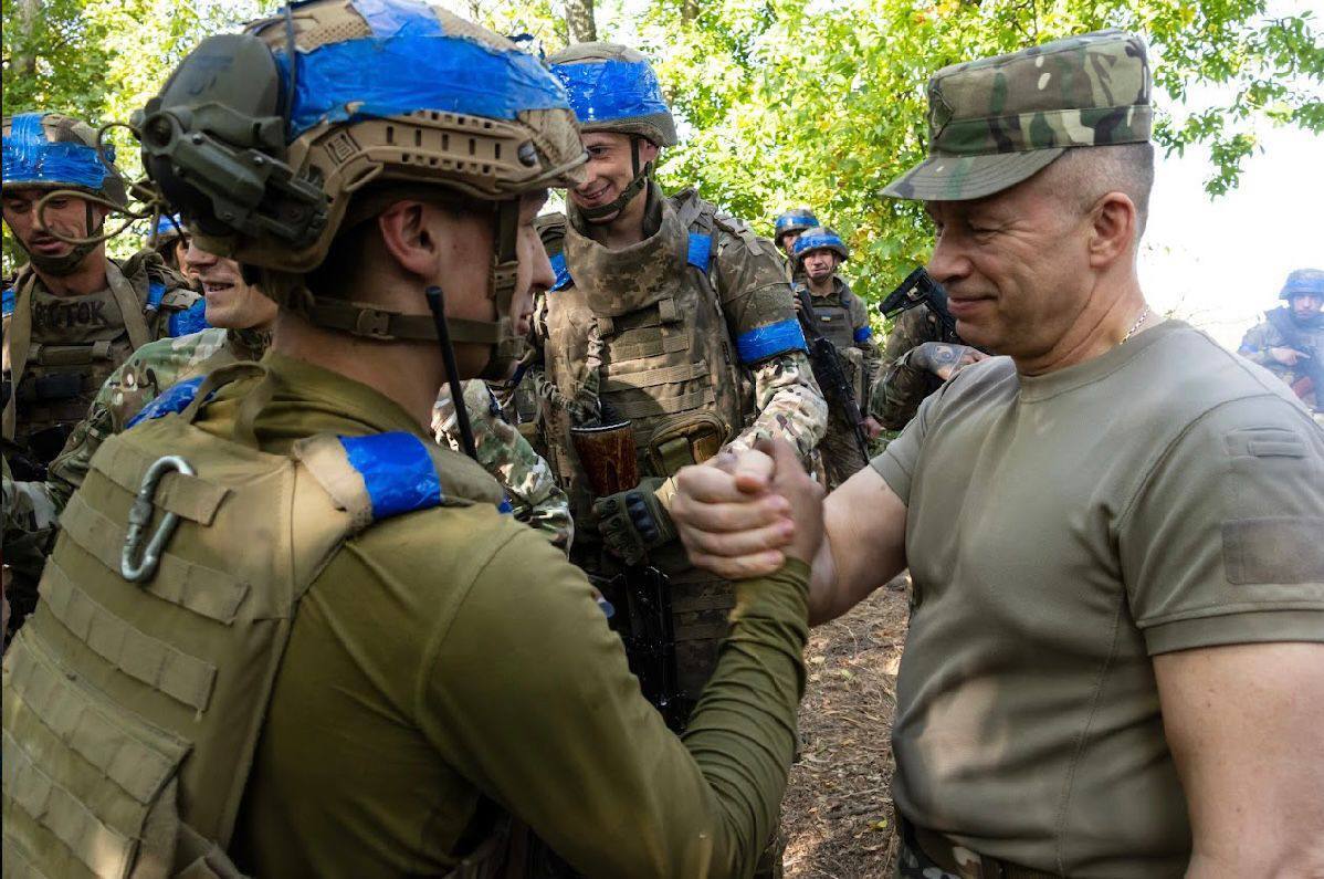 Syrskyi showed Ukrainian defenders on the eve of battle: photos from the front