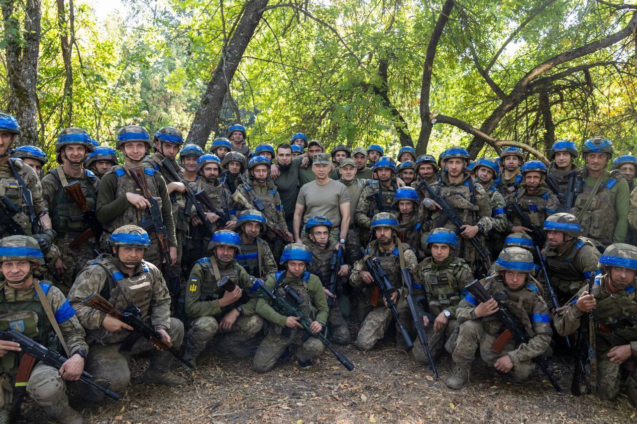 Syrskyi showed Ukrainian defenders on the eve of battle: photos from the front