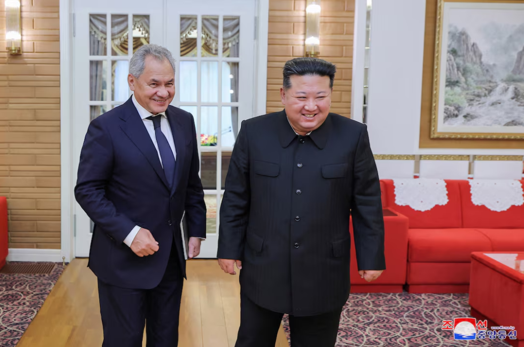 Kim Jong Un meets with Shoigu and pledges full support to Russia