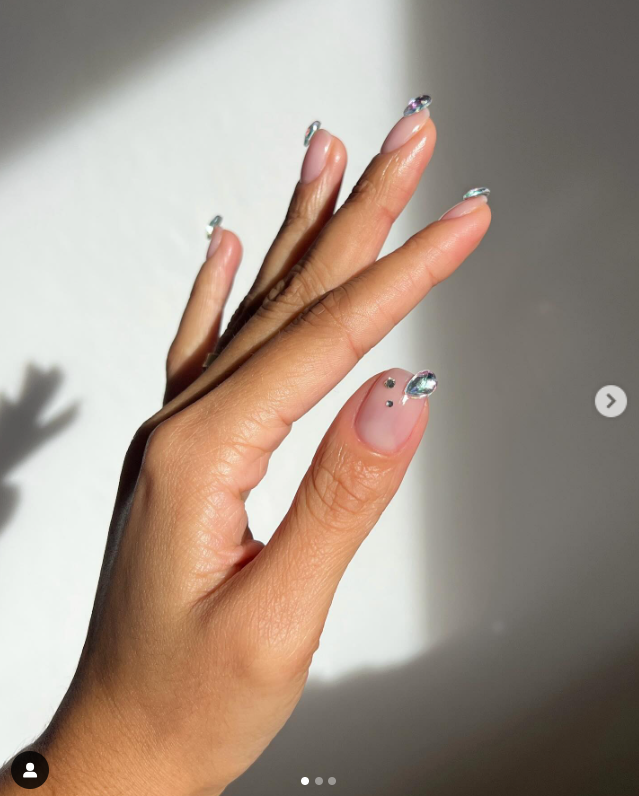 Following Kylie Jenner and Khloe Kardashian: experts name one of the most fashionable manicures this fall