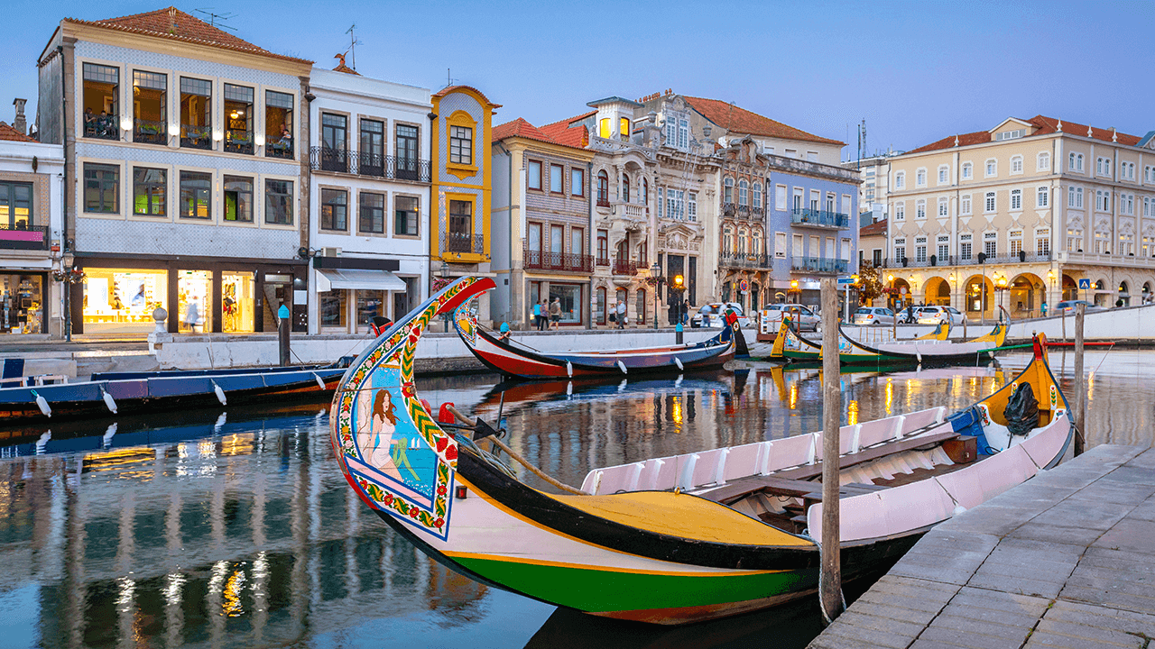 A small warm city with almost no tourists: ''Portuguese Venice'' offers an unforgettable experience