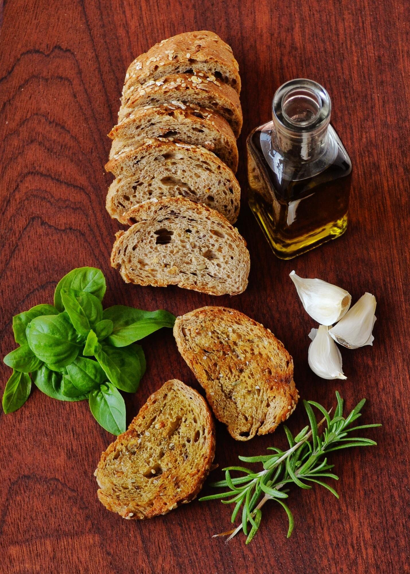 Garlic and rosemary for flavor