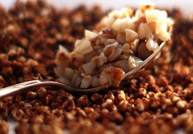 Buckwheat cooked in a slow cooker