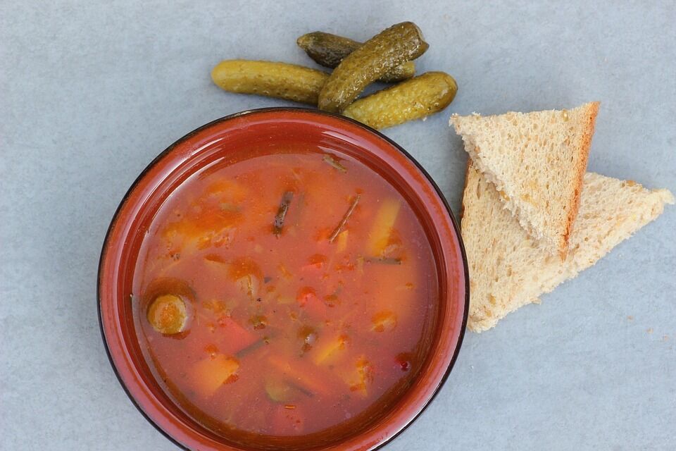 Solyanka with cucumbers