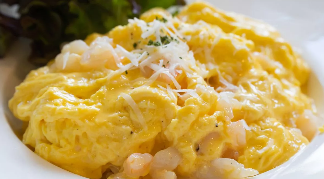 What to add to an omelet to make it perfect: just one secret ingredient