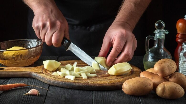 Why you can't make delicious fried potatoes: don't make these mistakes