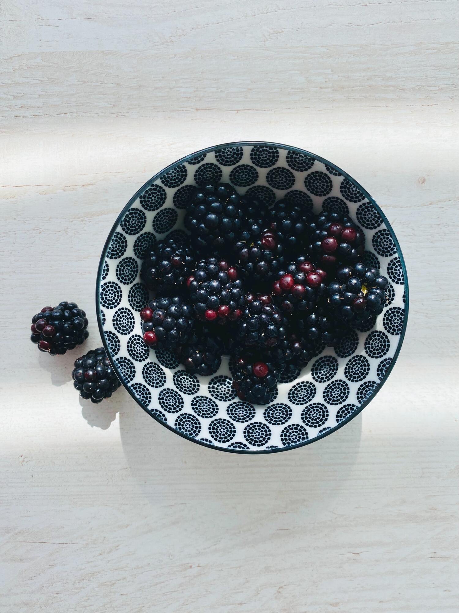 How to make jam from blackberries