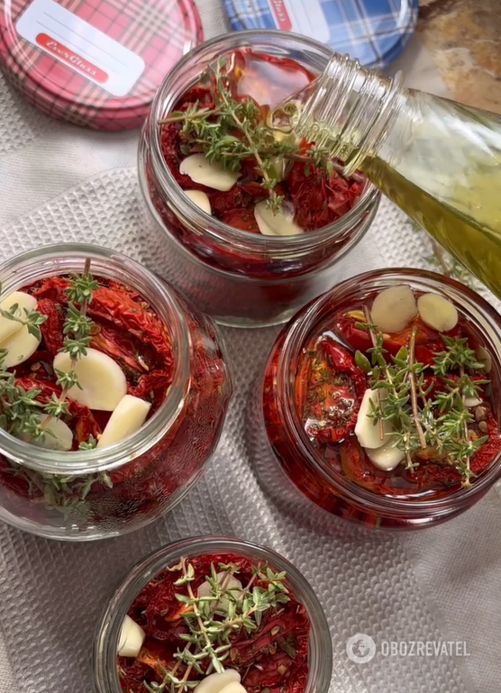 How to dry tomatoes at home: an independent appetizer or an addition to any dish