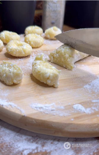 Potato and cheese halušky: how to prepare the dough so that it does not stick together