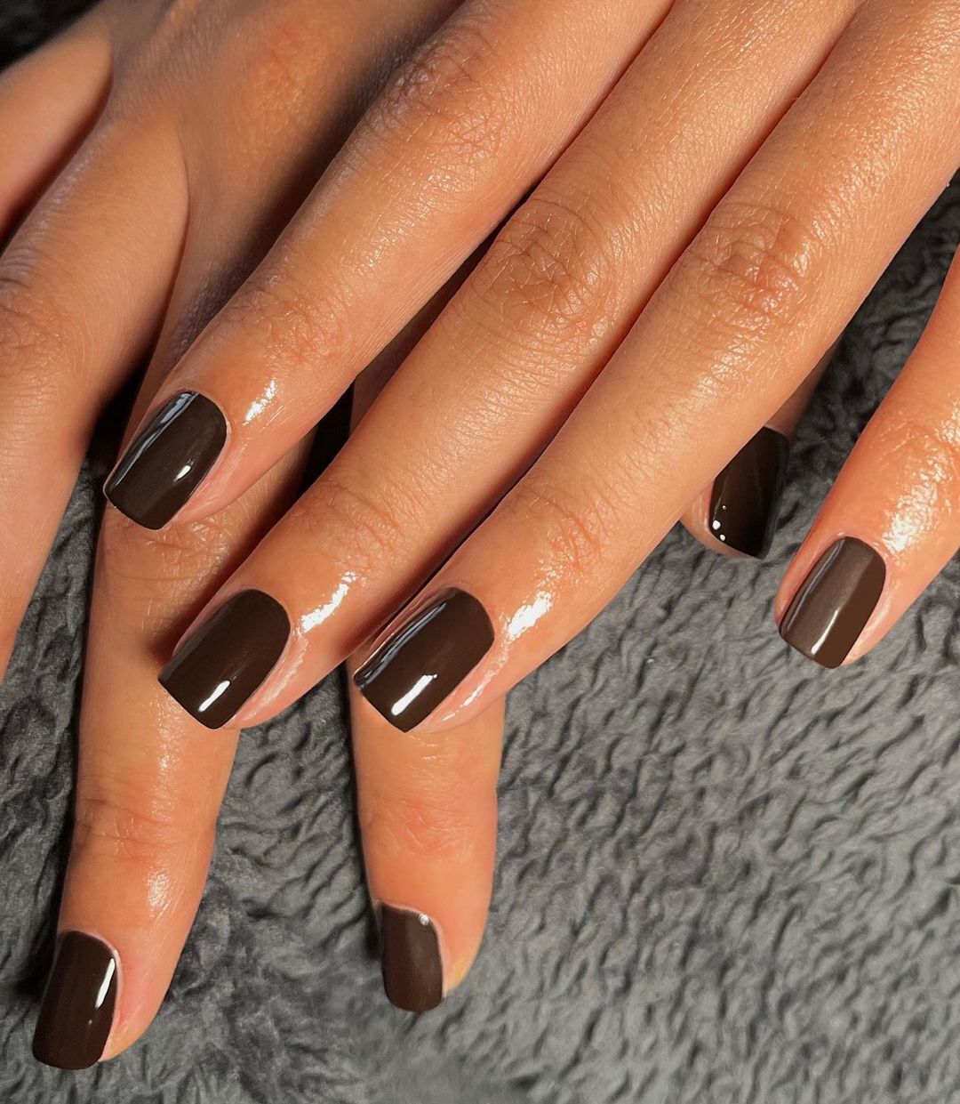 From cherry cola to sugar glaze: manicure ideas that everyone will love. Photo