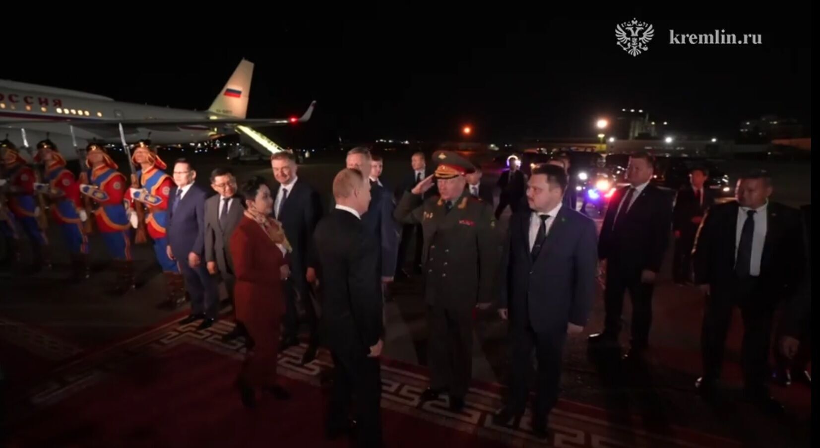 Putin has arrived in Mongolia, where he is to be arrested for his crimes against Ukraine. Video