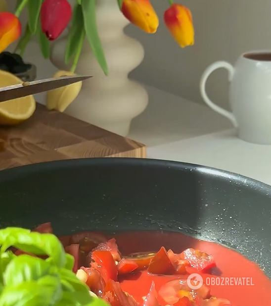 How to prepare hake for lunch deliciously: the fish will be very juicy