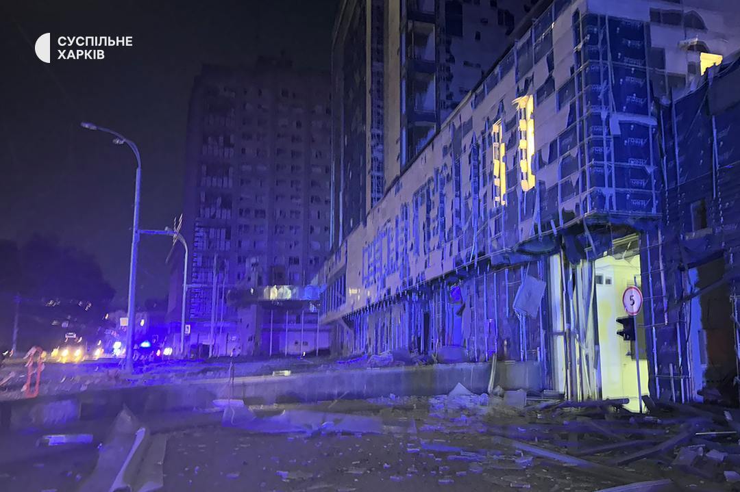 The occupiers attacked the center of Kharkiv: a hospital, a hotel, kiosks were damaged, and there are victims. Photos and videos