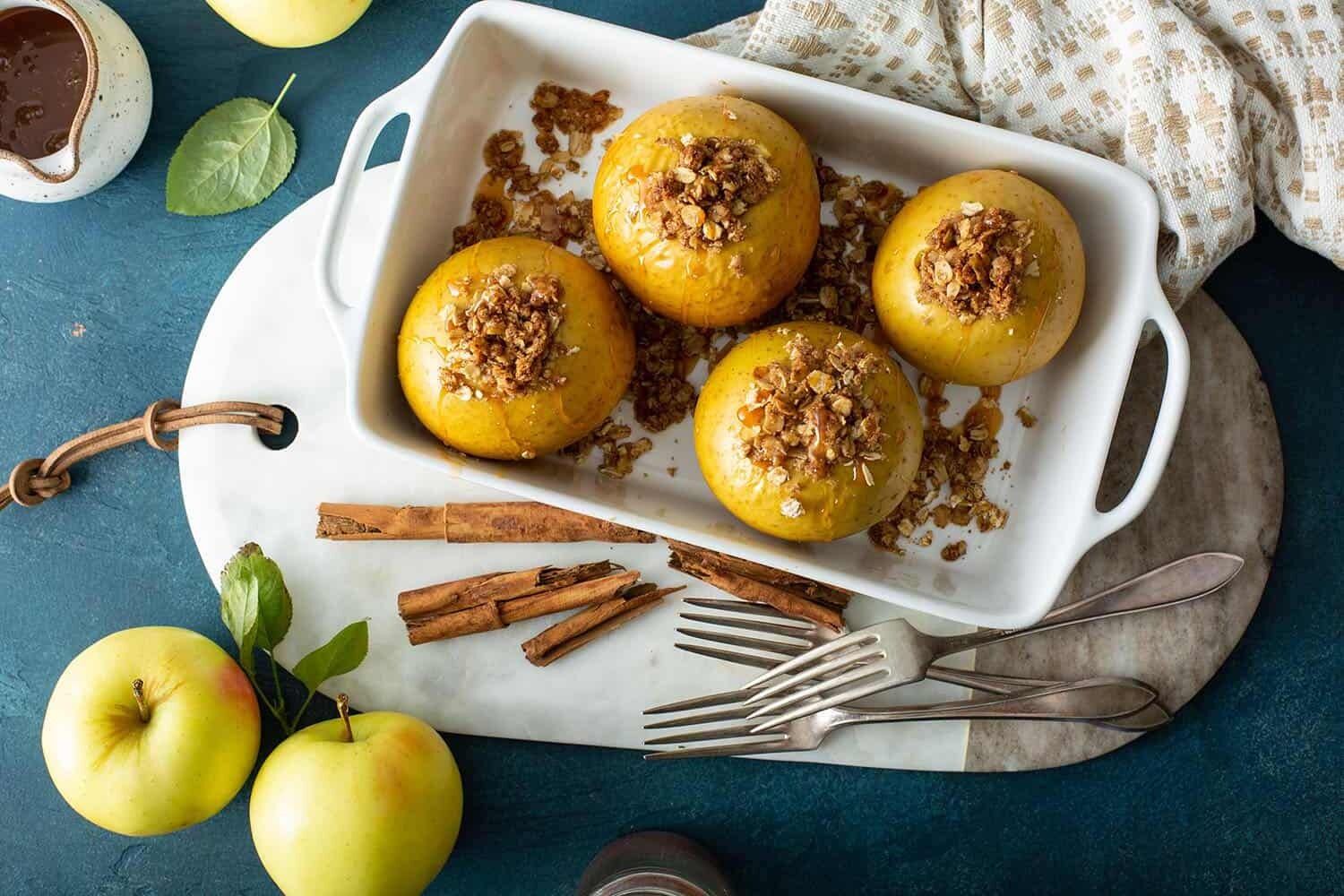 baked apples