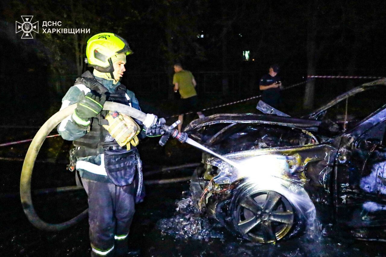 The occupiers attacked the center of Kharkiv: a hospital, a hotel, kiosks were damaged, and there are victims. Photos and videos