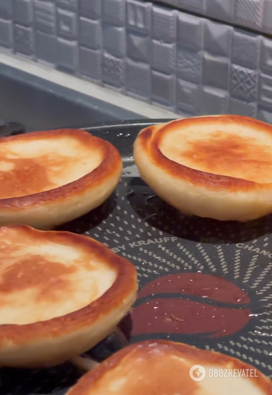 Fluffy pancakes like grandma's: a recipe with exact proportions