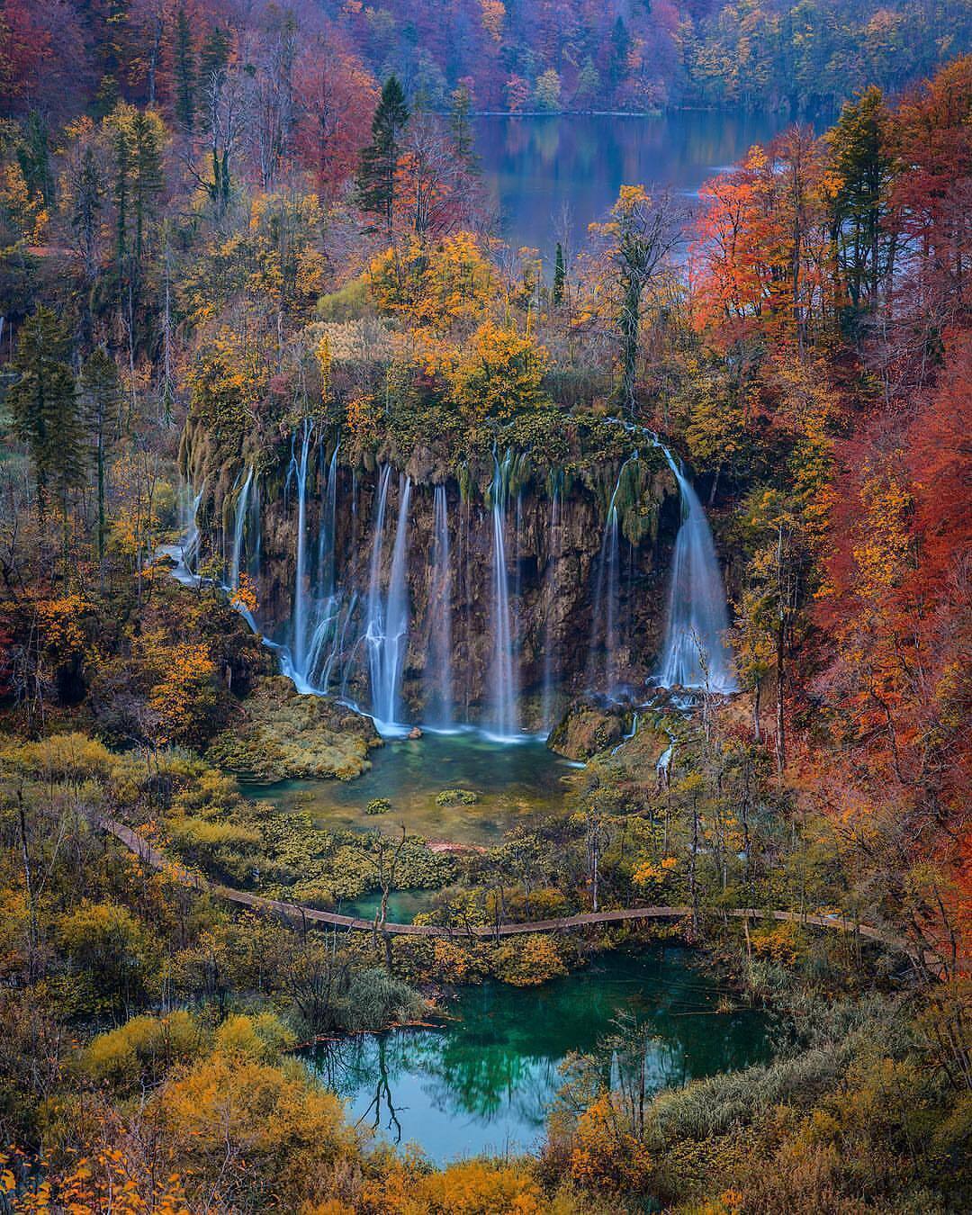 Europe's most beautiful parks: where to enjoy the fall scenery to the fullest