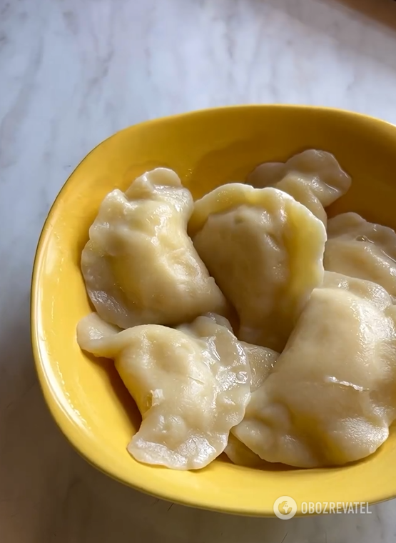 What to add to dough for dumplings to make it elastic and not stick together: one simple ingredient