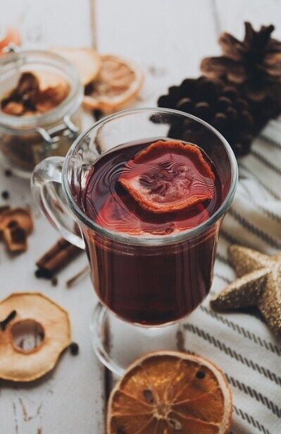 Mulled orange wine with red wine