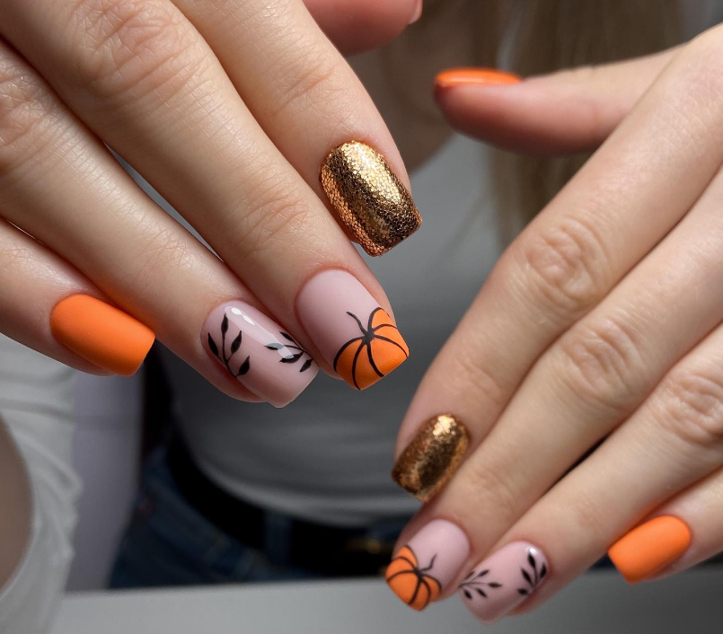 Garden manicure remains in trend: how to repeat the design of Zendaya and Kylie Jenner