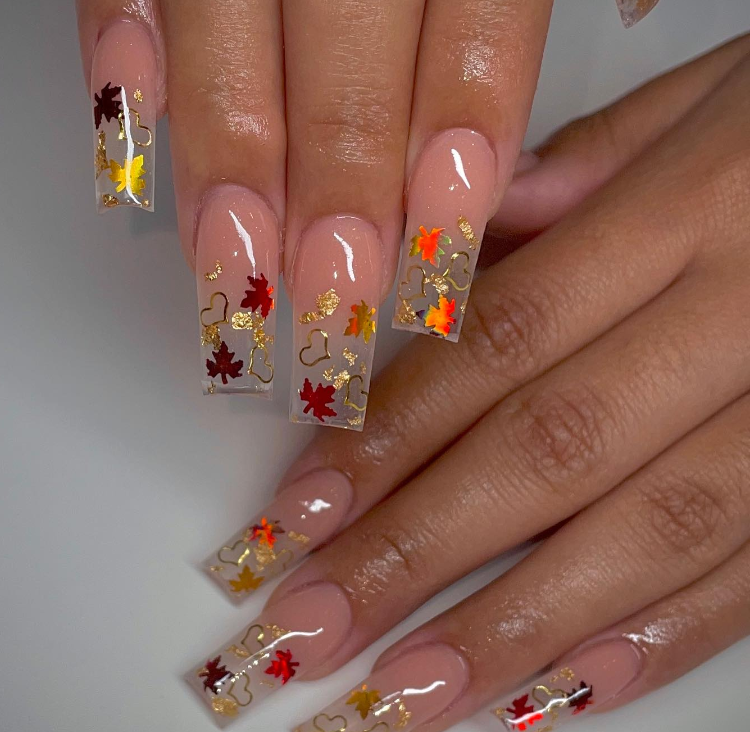 Garden manicure remains in trend: how to repeat the design of Zendaya and Kylie Jenner