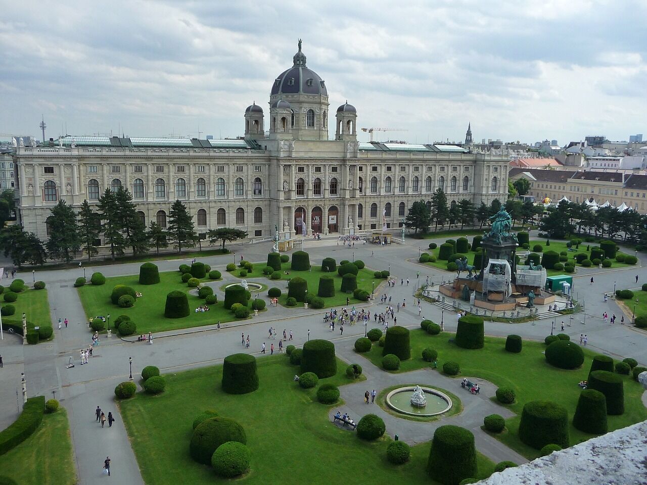 Top 9 sights of Vienna that every tourist should see