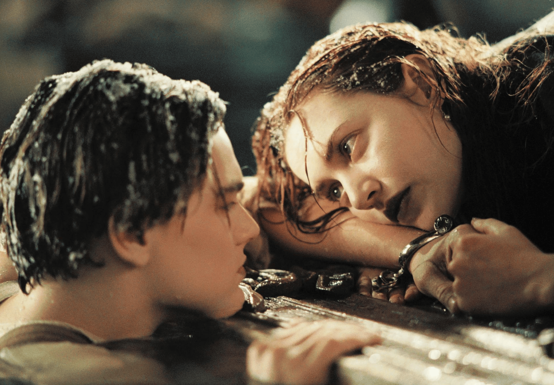 ''Leo was on his knees''. Kate Winslet reveals an unexpected fact about the legendary scene from Titanic