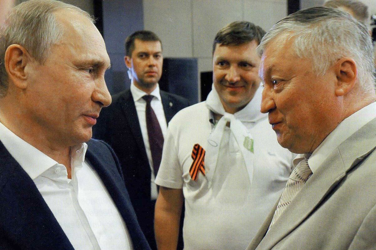 Putin and Karpov