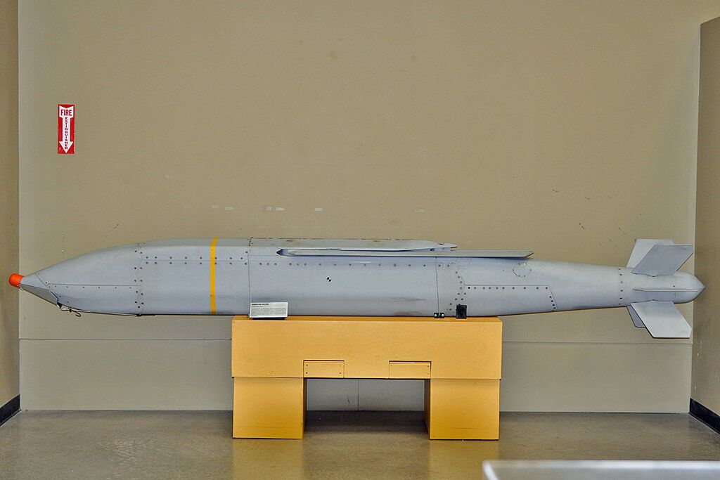 Ukraine to receive JSOW long-range glide bombs from the US | OBOZ.UA